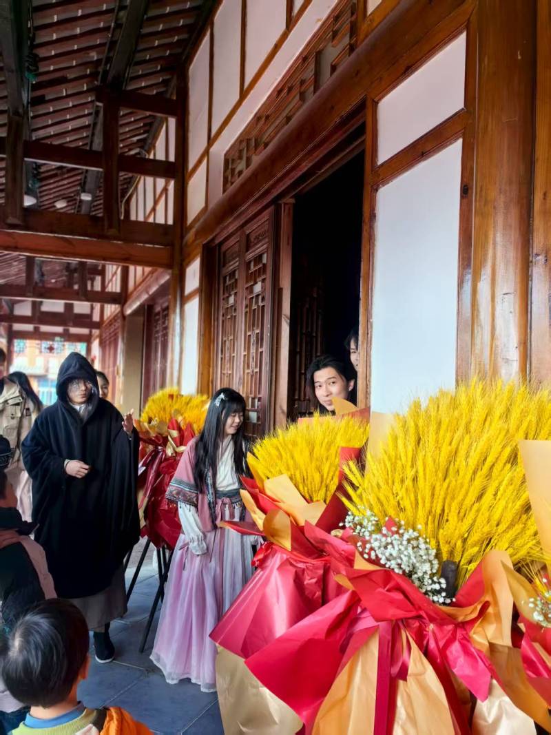 沉浸赋能：万山区景区演艺的差异化突围之路